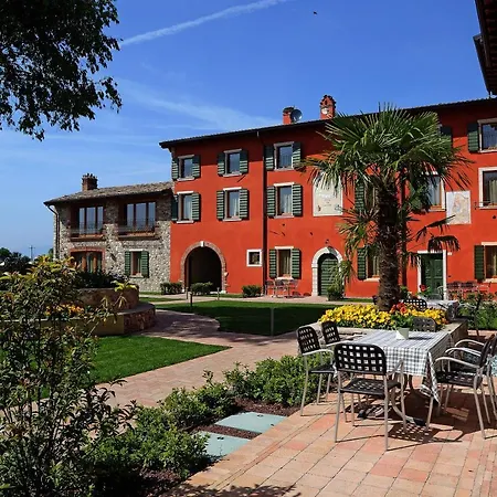 Borgo Mondragon 3*
