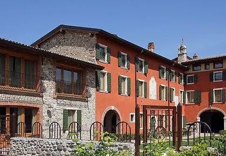 Borgo Mondragon Lejlighedshotel