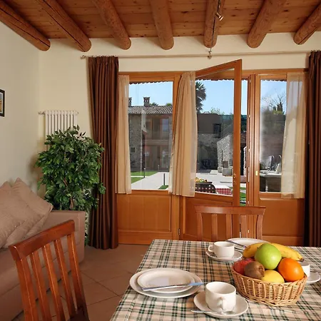 Borgo Mondragon Lejlighedshotel Lazise