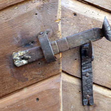 Borgo Mondragon Aparthotel 3*