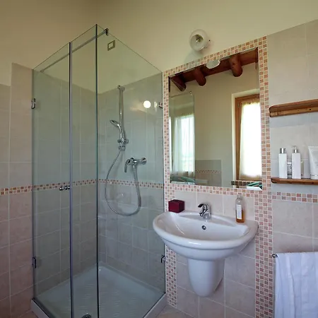 מלון דירות Borgo Mondragon לאזיסה