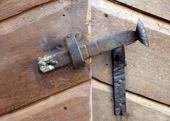 Borgo Mondragon شقة فندقية 3*