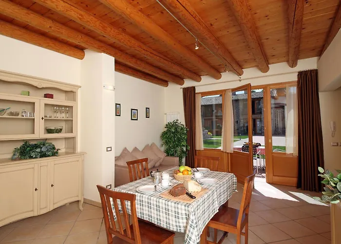 Borgo Mondragon 3*