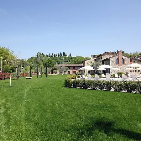 Appart hôtel Borgo Mondragon