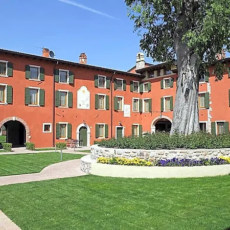 Borgo Mondragon 3*