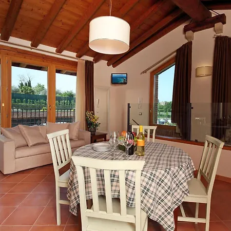 Borgo Mondragon Lazise