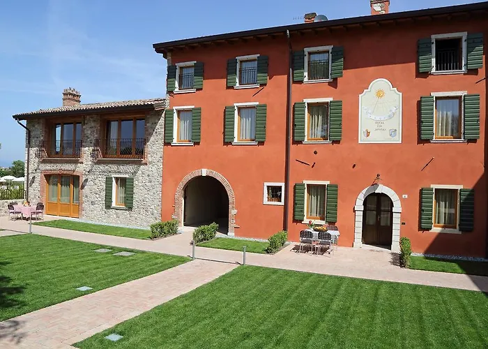 Borgo Mondragon 3* Lazise