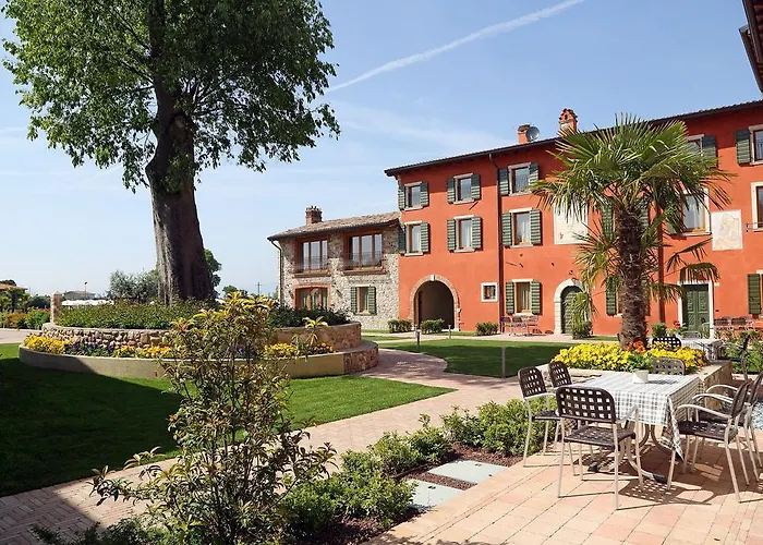 Borgo Mondragon Lazise