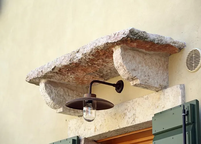 Hotel apartamentowy Borgo Mondragon 3*