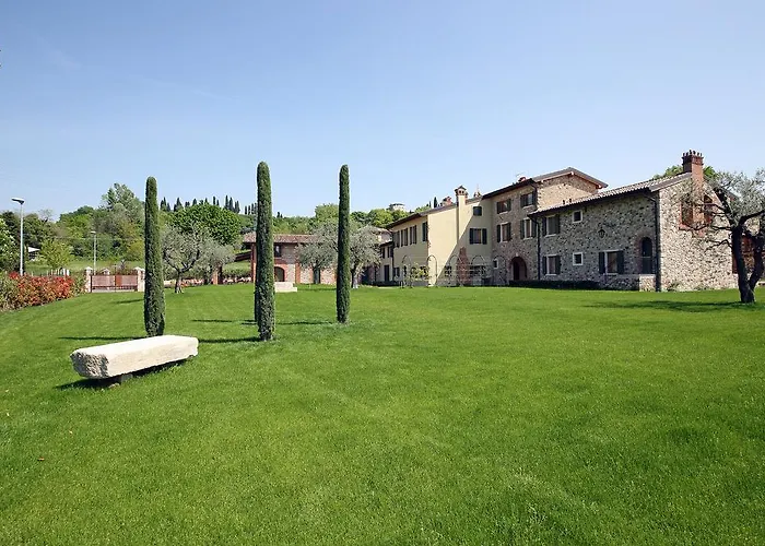Borgo Mondragon Lazise
