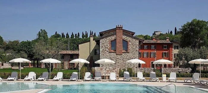Borgo Mondragon 3* Lazise